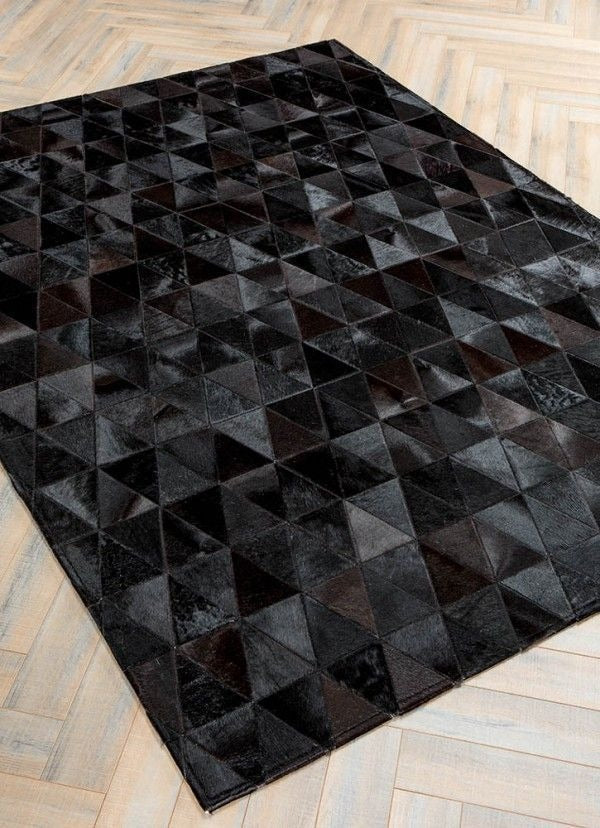 Premium Hexagon Cowhide Patchwork Rug – Black & White Genuine Leather Area Rug